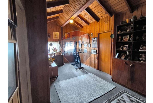 Venta De Amplia Y Cómoda Casa En Maipú