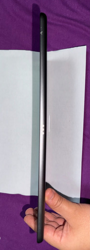 Apple iPad De 10.2 Wi-fi 32gb Gris Espacial (8a Generación) (Usado)