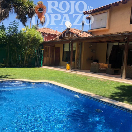 Vendemos Hermosa Casa Con Subterráneo En Huechuraba