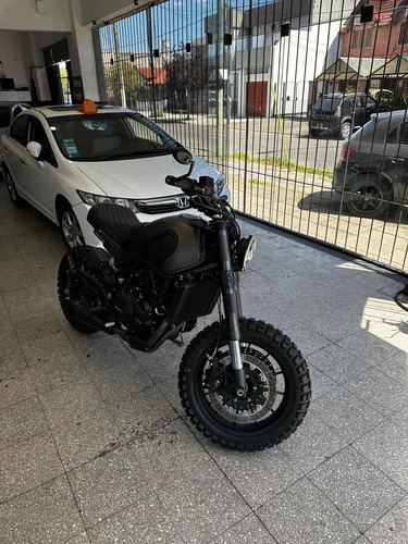 Imagen 17 de 20 de Benelli Leoncino 500