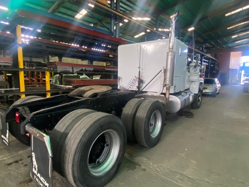 Imagen 7 de 13 de Mack R600 Canadiense