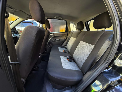 Ford Fiesta 1.6 MPI CLASS HATCH 8V FLEX 4P MANUAL