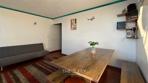 Departamento En Venta De 2 Dorm. En Viña Del Mar