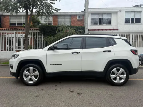 Jeep Compass 2.4 Sport 4x2