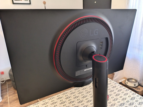 Monitor Lg 27gl650f Led 27 Full Hd Negro 144 Hz 220v Negro (Usado)