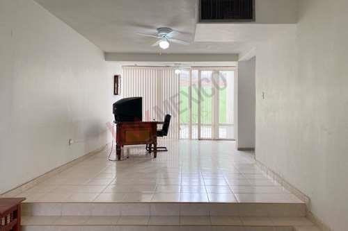 Imagen 3 de 21 de Casa En Renta Para Oficinas, El Campestre, Gómez Palacio, Durango