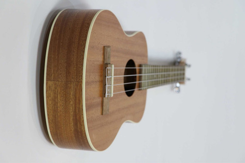 Ukelele Soprano Chateu