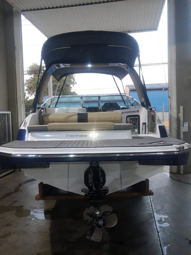 Imagem 7 de 13 de Lancha Triton 25 Pés Cabinada Completa - Ñ Focker Ventura