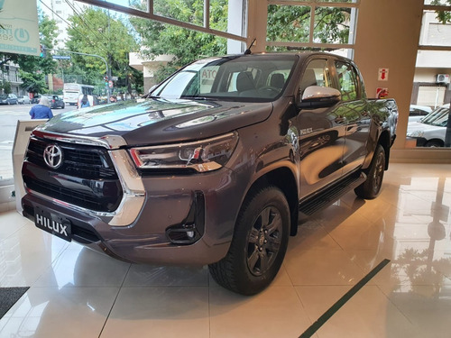 Toyota Hilux 2.8 Cd Srv 177cv 4x4 At