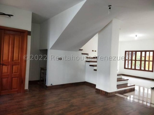 Imagen 5 de 23 de Townhouse En Venta Barrio Sucre Maracay 23-15286 Hc