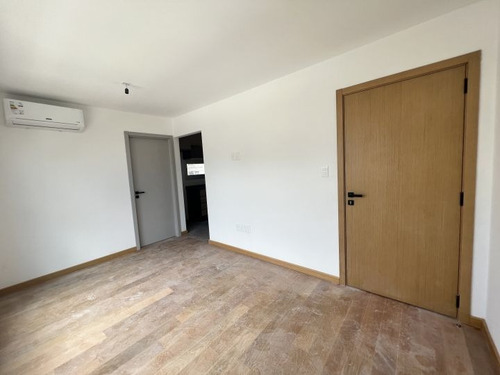 Imagen 3 de 12 de Venta De Apartamento De 1 Dormitorio En Punta Carretas Sas