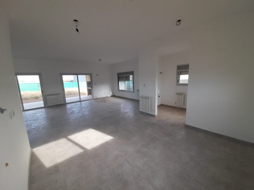 Imagen 4 de 21 de Casa A Estrenar En Venta Las Cañitas 2