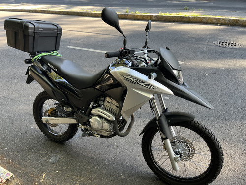 Honda Xre 300. 2023. Excelentes Cond. Único Dueño. Serv Agen
