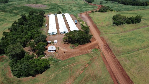 Propriedade Com,5 Alqueires,5 Aviários,4 Casas,2 Açude,2poço