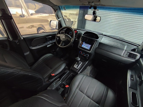 Imagem 9 de 13 de Mitsubishi Pajero Tr4 2014 2.0 4x2 Flex Aut. 5p