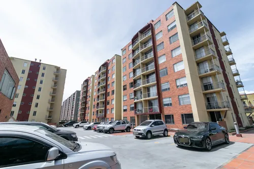 Apartamento En Venta En Hayuelos. Cod V1106017