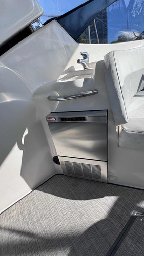 Crucero Klase A 32 (2005) - Volvo Penta 200hp Diésel 400hs)