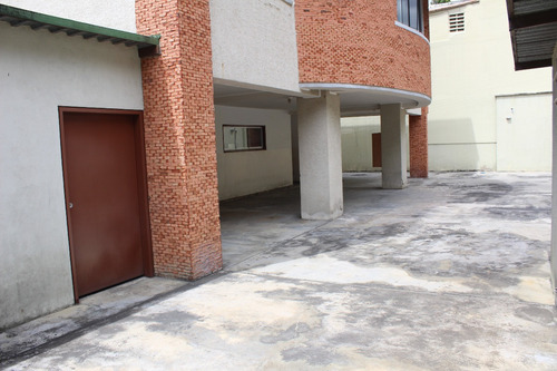 Imagen 30 de 30 de Casa En Venta Los Palos Grandes Lp Mls 23-11903