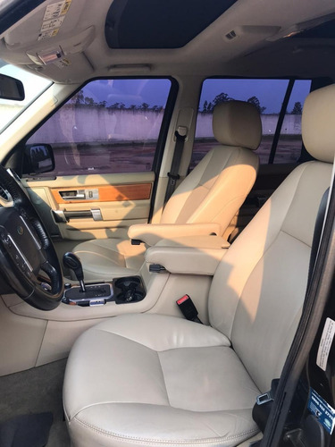 Land Rover Discovery 4