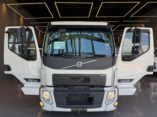 Volvo Vm290 Lx 8x2 Cabine Leito Munck Hiab Argos 45t