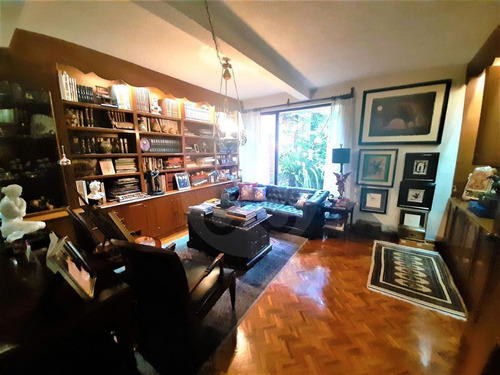 Casa En Venta En Bosque De Las Lomas