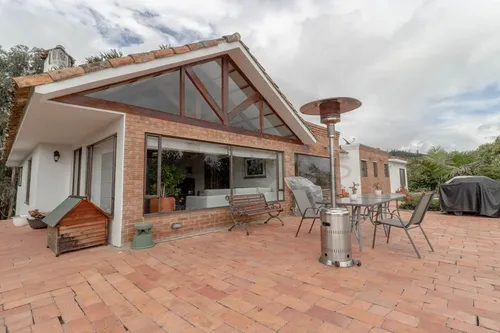Casa En Arriendo/venta En Altos De Yerbabuena. Cod A5778