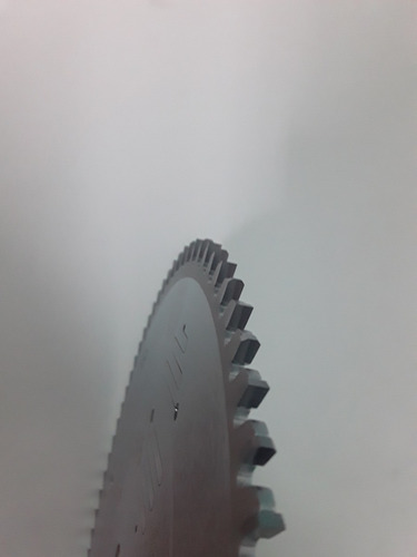 Imagen 4 de 10 de Juego Sierra Para Melamina 250mm Z80 E Incisor 125mm Freud