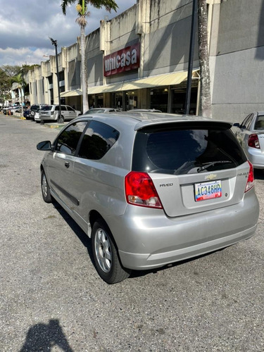 Imagen 6 de 12 de Chevrolet Aveo Automático