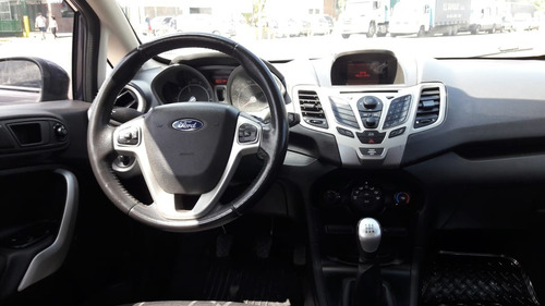 Ford Fiesta Kinetic Design 1.6 Titanium 120cv