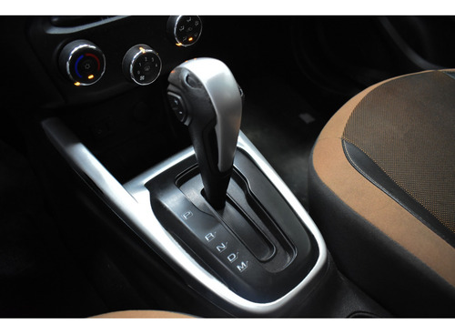 Chevrolet Onix 1.4 MPFI ACTIV 8V FLEX 4P AUTOMÁTICO