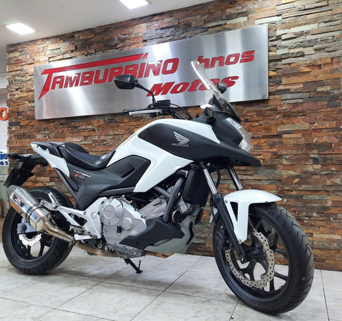 Imagen 2 de 14 de Honda Nc700 2016 Pocos Km Tamburrino Motos
