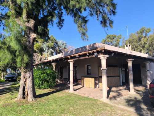 Venta Y Alquiler De Hermosa Chacra De 3 Dormitorios Con 3 Has Sobre Ruta 21