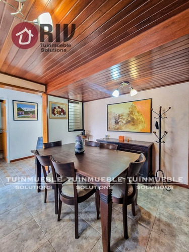 Venta - Quinta En Alto Prado. Estado Miranda.