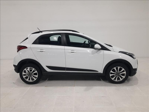 Imagem 7 de 7 de Hyundai Hb20x 1.6 16v Style