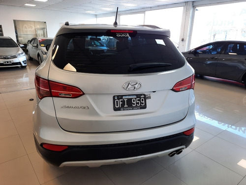 Imagen 6 de 14 de Hyundai Santa Fe 2.4 At 7as