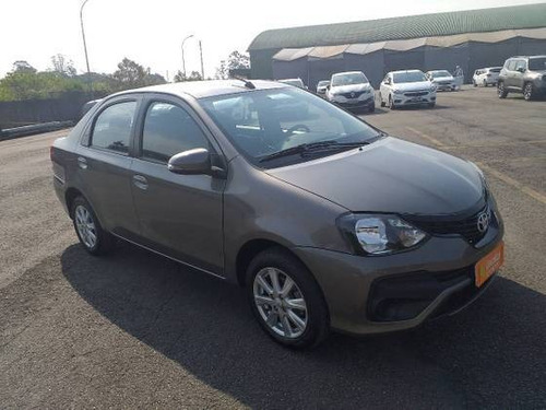 Imagem 5 de 9 de Toyota Etios 1.5 X Plus Sedan 16v Flex 4p Automático