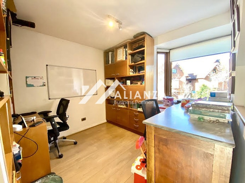 Casa En Condominio Aislada Con Gran Terreno, Imperdible!!!!