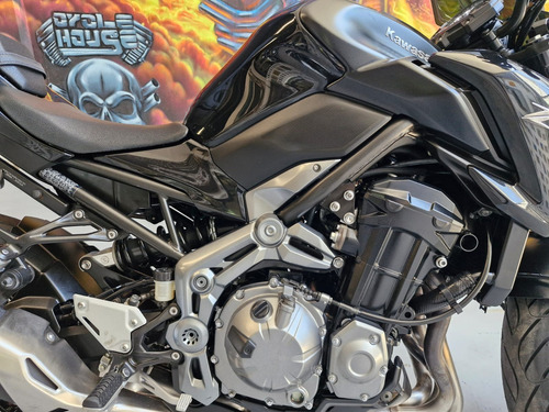 Kawasaki Zr900 2017 Titulo Limpio Checala !!!!!!!!!!!!!!!!!!