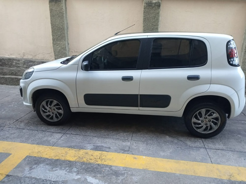 Imagem 2 de 10 de Uno Attractive 1.0 - 2019