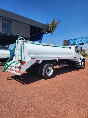 International 4300 Modelo 2015 Pipa De Agua 10,000 Litros