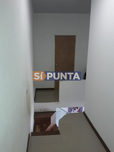 Imagen 27 de 30 de Casa En Venta - Urb. San Jorge