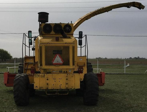 Imagen 2 de 7 de Vendo Picadora De Forraje New Holland Fx 60 Mod. 07