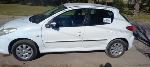Peugeot 207 1.4 Allure 75cv