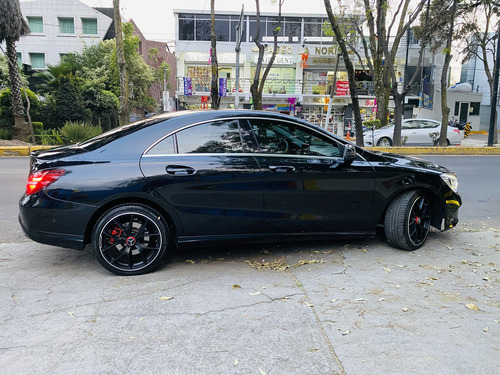 Mercedes-Benz Clase CLA 1.6 200 Cgi Sport At