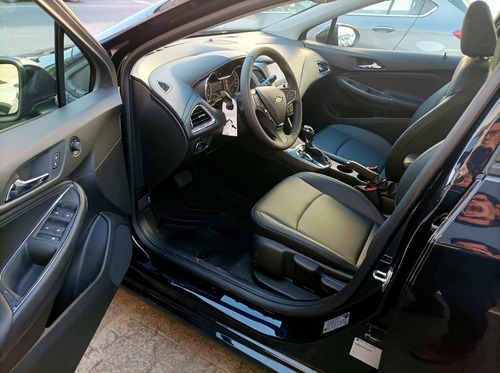 Imagen 17 de 25 de Nuevo Chevrolet Cruze 4 Lt 2023 Automatico 0km Sedan Smar5