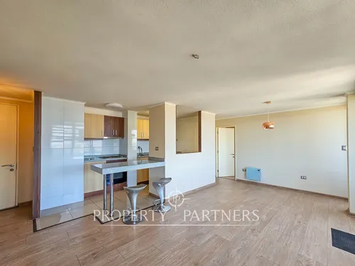 Vende Amplio Departamento Centro Temuco