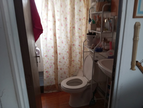 Venta De Lindo Depto. 3d, 1b. Cercano A Hospital El Pino