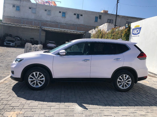 Imagen 6 de 15 de Nissan X-trail Sense 2 Filas 2.5l 2019 Iva Credito Financiam