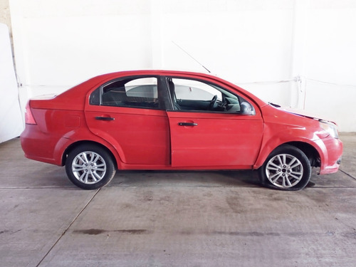 Manija Actuador Cofre Chevrolet Aveo 2012-2018 Original (Usado)