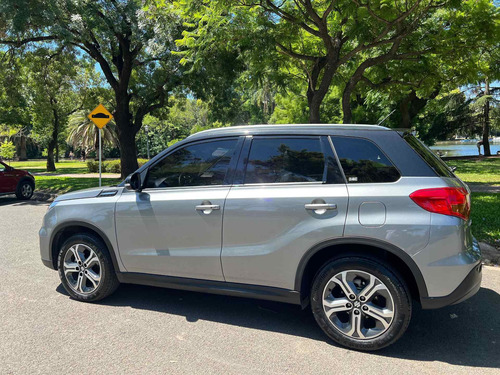 Imagen 8 de 11 de Suzuki Vitara 2018 1.6 Glx Allgrip 120cv